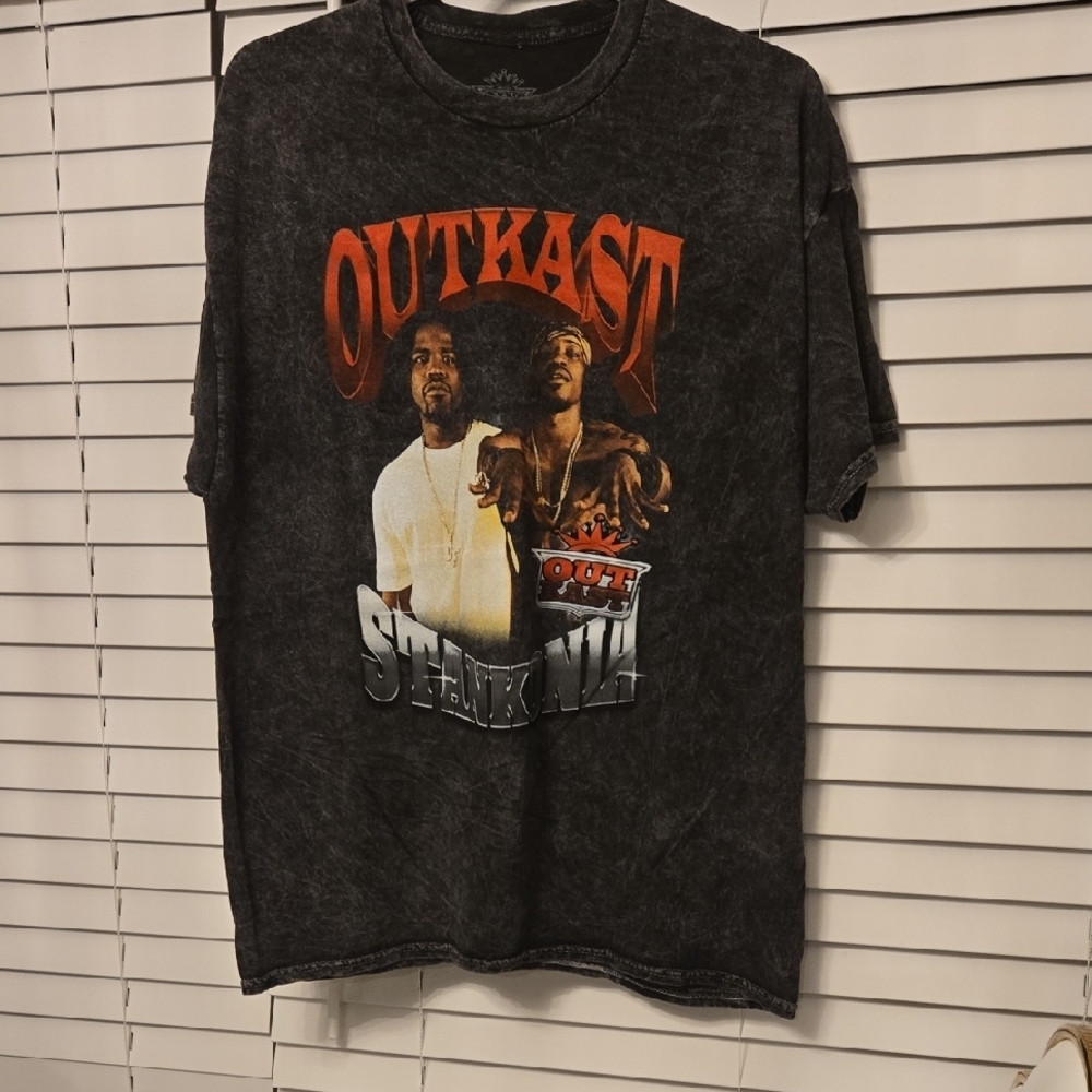 Outkast Graphic Tee in Black